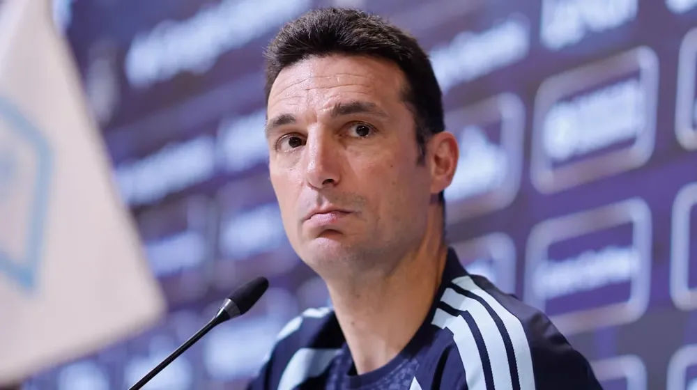 lionel-scaloni-hablo-tras-la-victoria-de-la-seleccion-argentina-ante-zambia-foto-efe-GHJUESIFRZCHDHM4GAOKEHVHCA