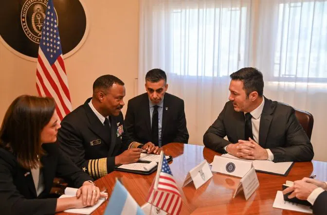 noticia 2 EE UU PETRI