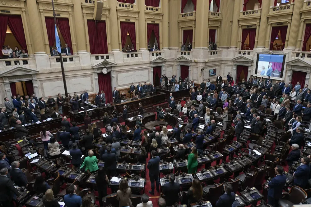 el-gobierno-envio-el-presupuesto-2027-al-congreso-con-el-superavit-fiscal-como-eje-principal-foto-camara-de-diputados-JC3IAYFU65CAXI7UPNTOG2SUFY