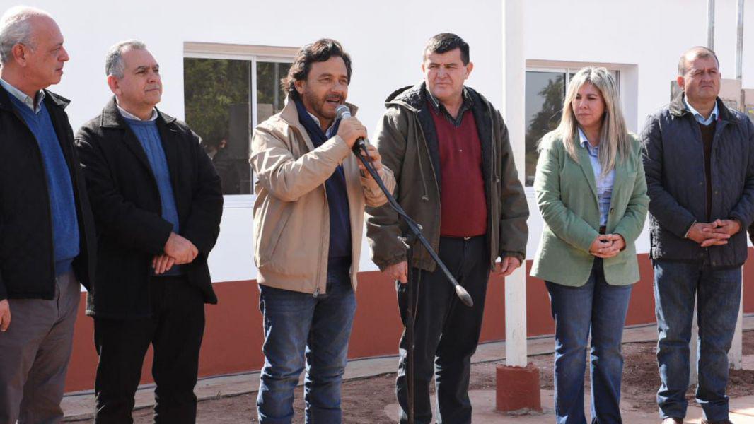 95910-gustavo-saenz-anuncio-la-repavimentacion-de-30-kilometros-de-la-rp-n5-20240529213310