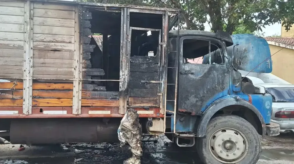 un-nene-de-4-anos-murio-tras-incendiarse-un-camion-en-el-que-jugaba-foto-gentileza-el-doce-SHUCAUV3KBD2FMQ45WKPT3CE4U (1)
