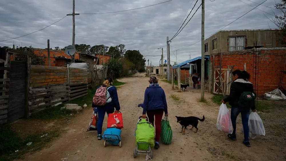 casi-dos-millones-de-argentinos-necesitarian-una-nueva-vivienda-segun-el-reportefoto-afp-4BYXRPFUTBGEZJWUG4I2PJE7VQ