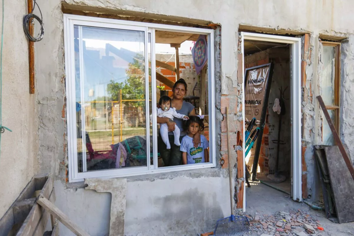 Nuevo sorteo para que mujeres de barrios populares puedan reformar su casa