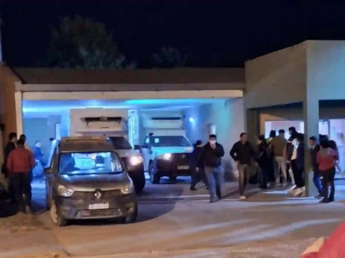 37385-dos-motos-chocaron-de-frente-y-4-saltenios-pelean-por-su-vida